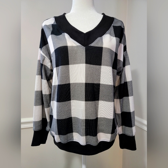 TopStyle Buffalo Plaid Top - Picture 1 of 6